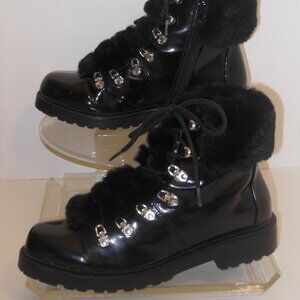KELLY & KATE BLACK PATENT LEATHER AND FAUX FUR ANKLE BOOTS SIZE 9 MEDIUM
